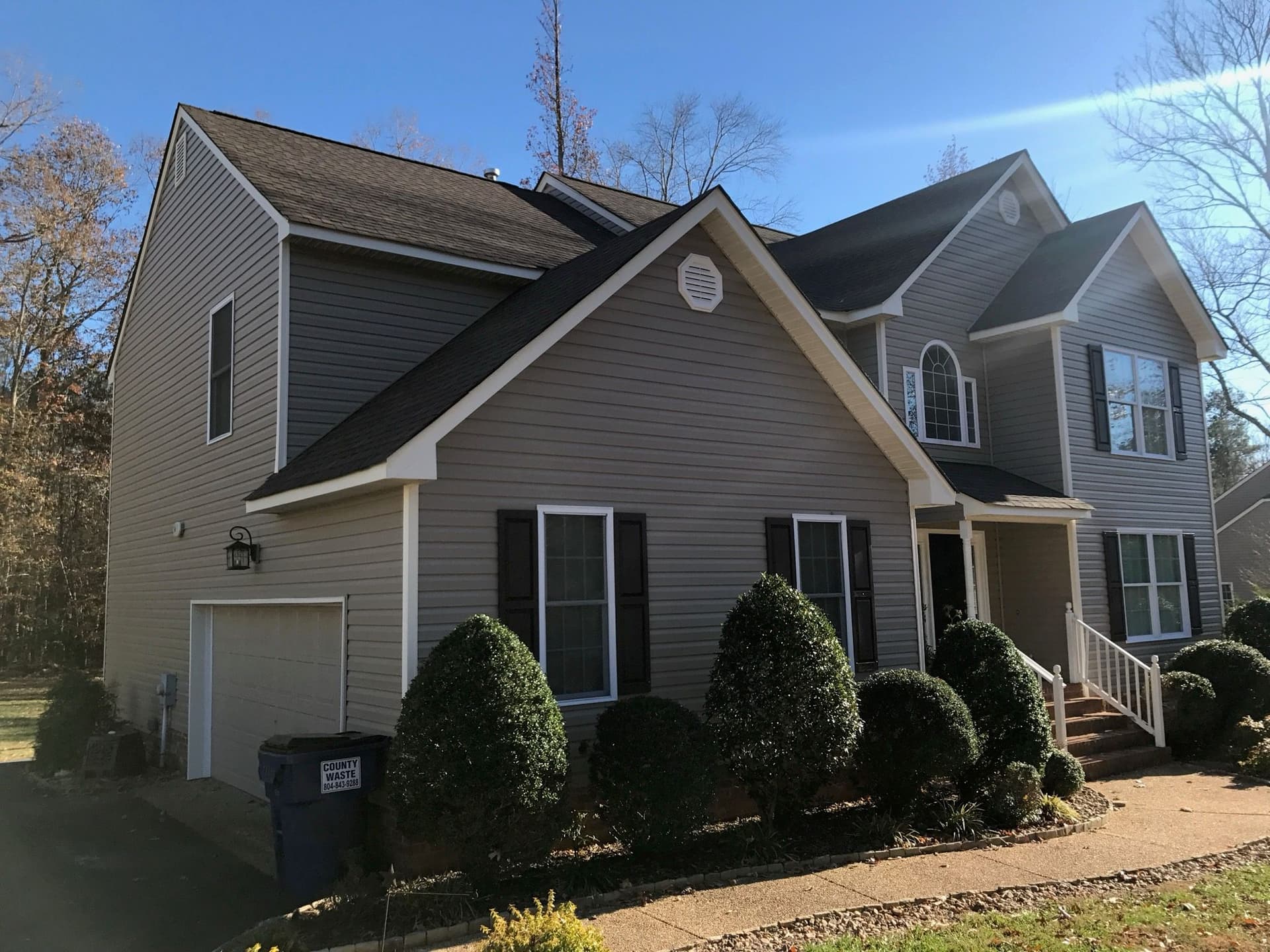 Chesterfield Home Gets Stunning Siding and Roof Upgrade image